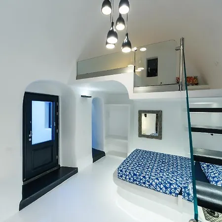 The Luna Caverns Apartamento Fira (Santorini)