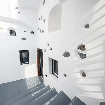 The Luna Caverns Apartamento Fira (Santorini)